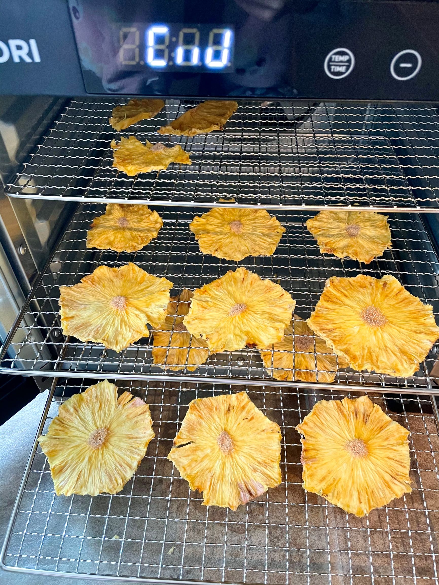 Dehydrated Pineapple Discs ⋆ Seasoned by Jin