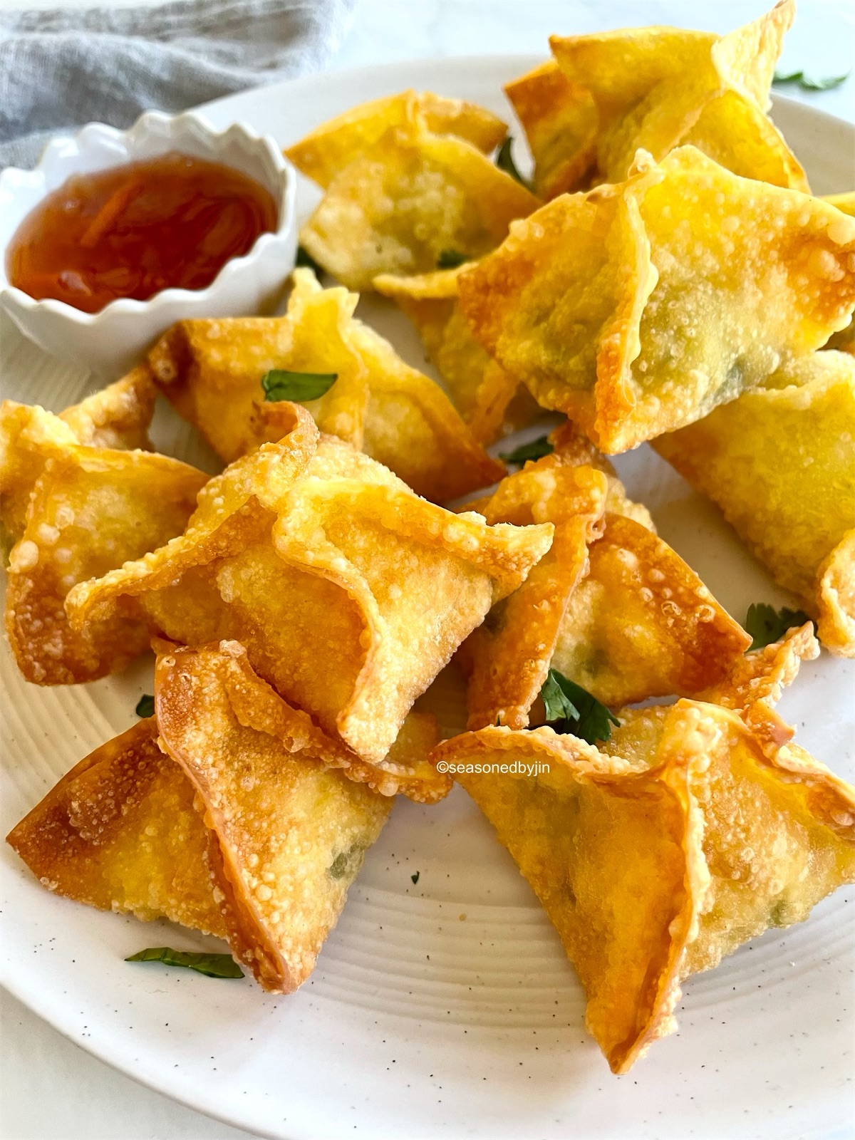 close up photo of crab rangoon